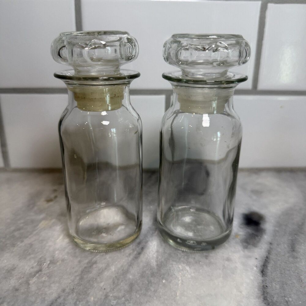2 Vintage 5" Tall Clear Glass Spice Apothecary Jar Bottle w/ Stoppers Ornate Top